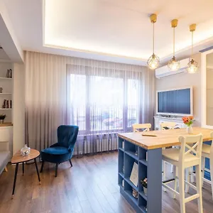 Designer & Cozy 2bd Flat With A Parking In The Center By Flat Mаnager Apartamento Sofía